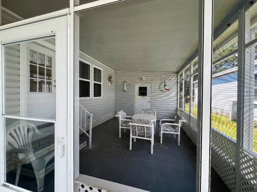 9814 Sucia Circle a Parrish, FL Mobile or Manufactured Home for Sale
